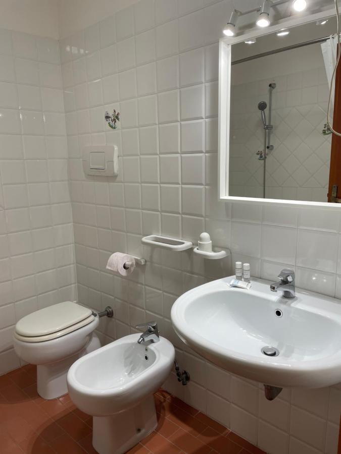 Hotel Lido Ficocella Палинуро Екстериор снимка