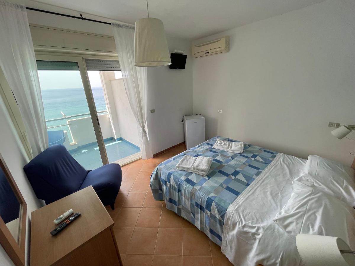 Hotel Lido Ficocella Палинуро Екстериор снимка